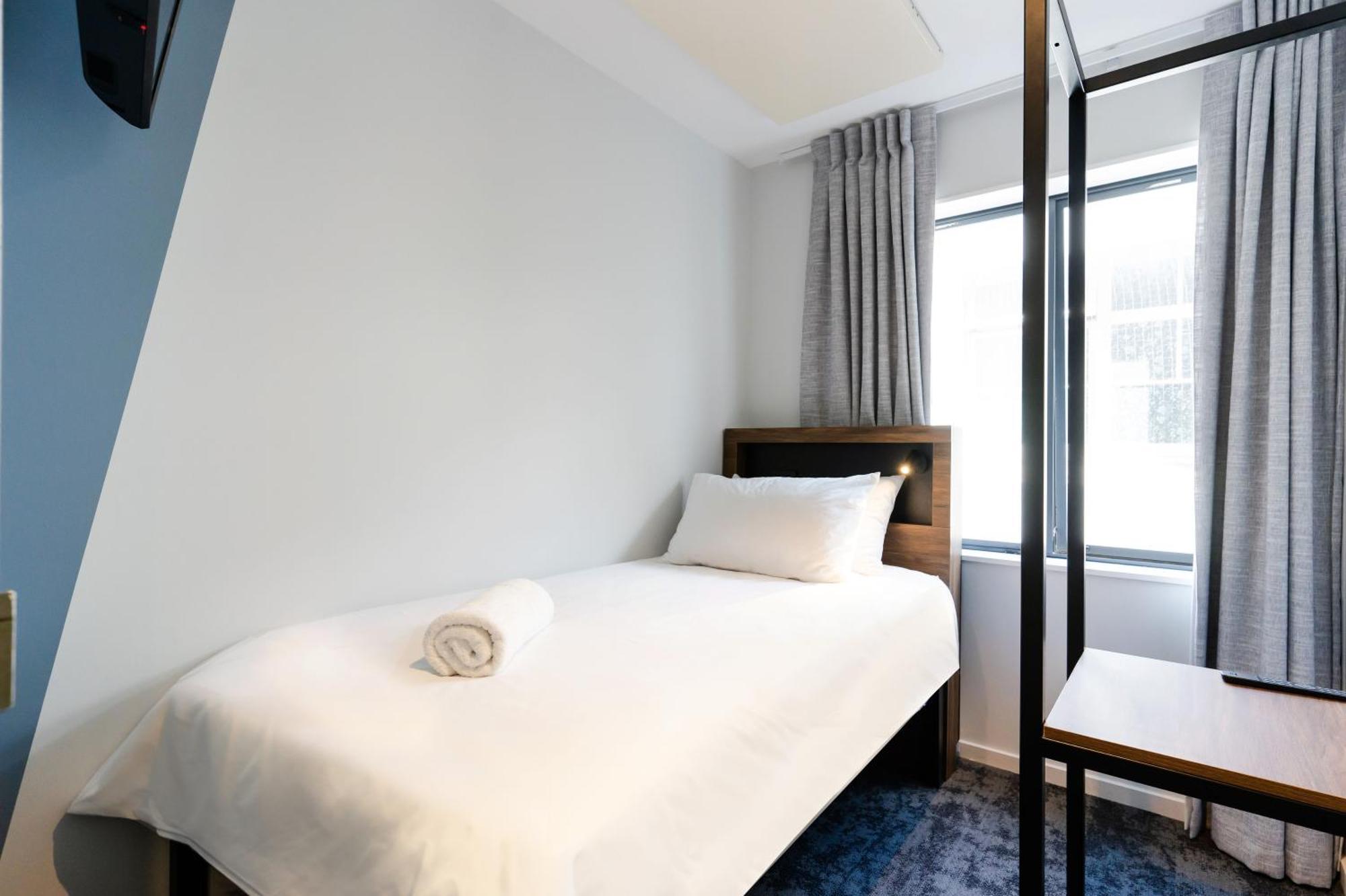 Albergue Haka House Wellington Exterior foto A single room at the hotel