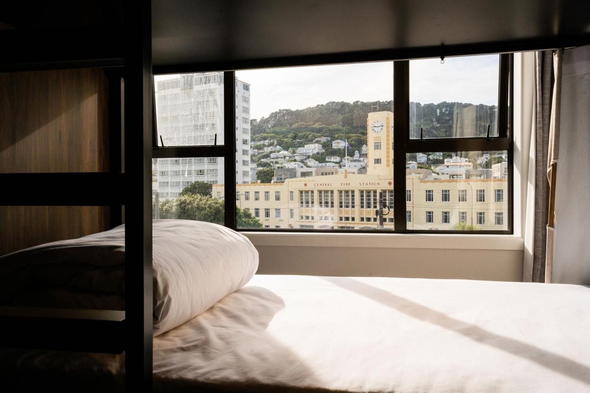 Albergue Haka House Wellington Exterior foto A room at the hotel